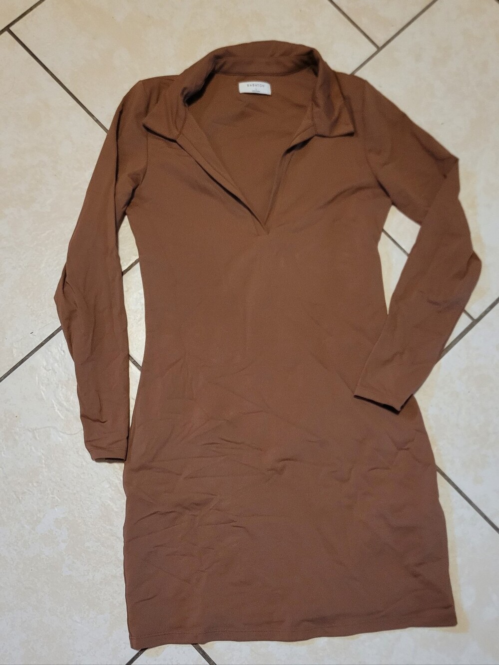 Babaton Classic Brown Top